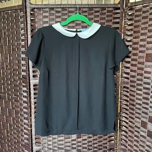 CeCe Black Short Sleeve Blouse with White Collar - Size Womens Small